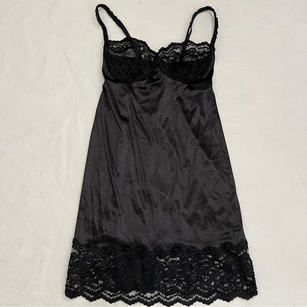 Vintage Victoria’s Secret Gold Label Black Lace Lingerie Slip Bra